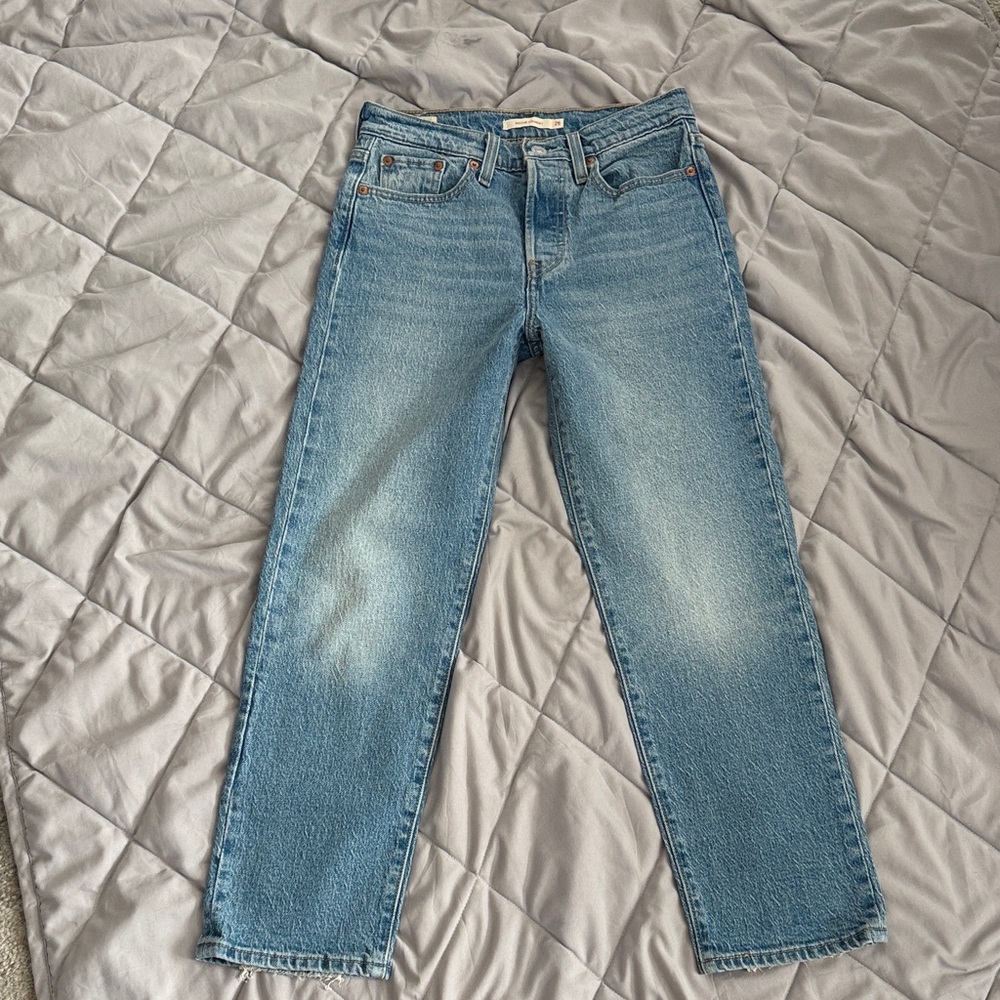 Levi's wedgie straight leg Jeans size 25